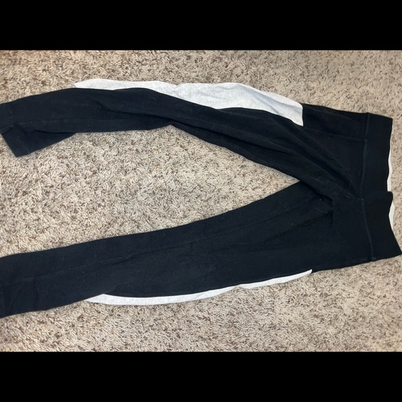 Leggings - Picture 1 of 3